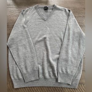 Jos. A. Bank Men’s V-Neck Gray Sweater Classic Style